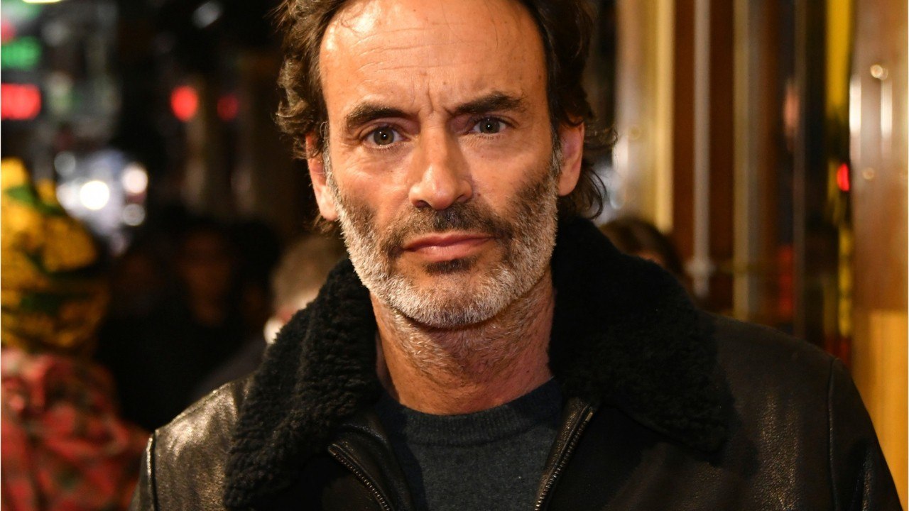 FEMME ACTUELLE - "Des souvenirs, des regrets" : Anthony Delon rend hommage à son grand-père avec nostalgie