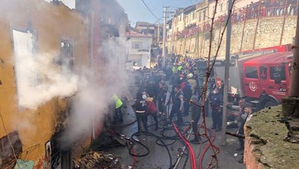 Son Dakika: Biri 3, diğerleri 2 yaşındaydı! İzmir'de evde yalnız bırakılan kardeşler yanarak can verdi