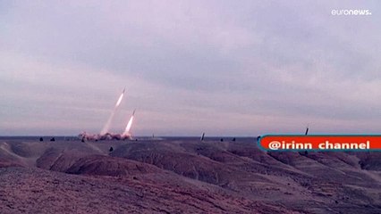 شاهد: إيران تختبر إطلاقا متزامنا لصواريخ بالستية في ختام مناورات عسكرية