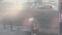 Başakşehir'de feci kaza... Çocuğunu okula götüren işitme engelli anneye ve çocuğuna minibüs çarptı