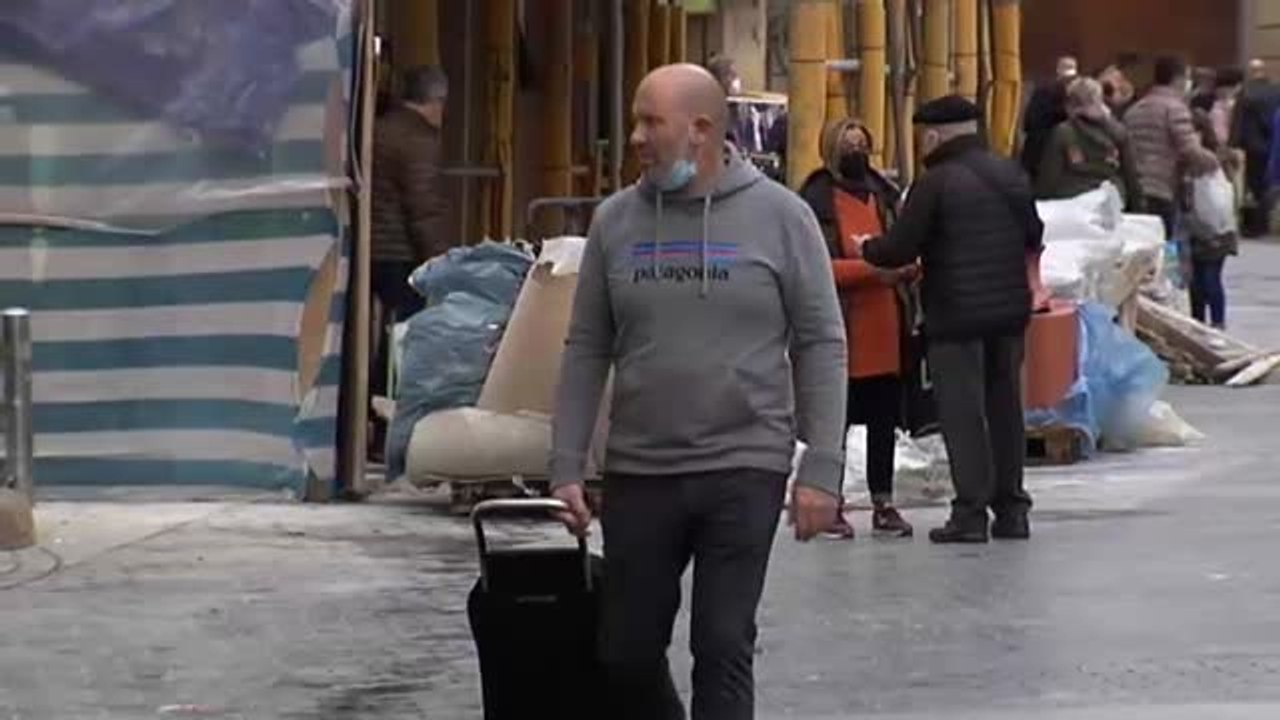 Aglomeraciones en las principales ciudades en plena sexta ola y con los contagios disparados