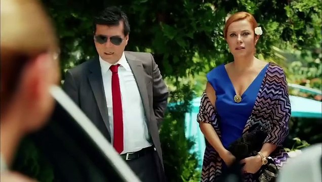 High Society - Episode 13 - Turkish Drama - Urdu Dubbing