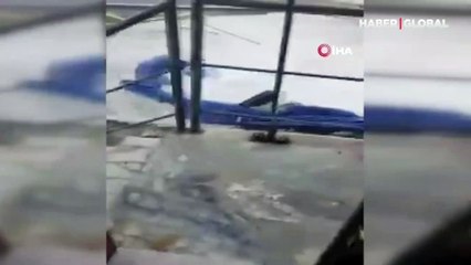 Deniz suyu yükseldi, dalga boyu 4 metreye ulaştı