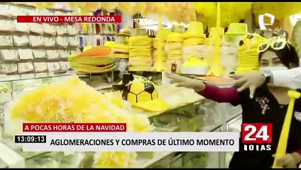 Mar humano: aglomeración en Mesa Redonda a horas de Navidad