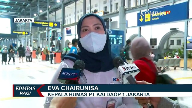 Jelang Nataru, Jumlah Penumpang Stasiun Pasar Senen Sebanyak 7.600 Orang!