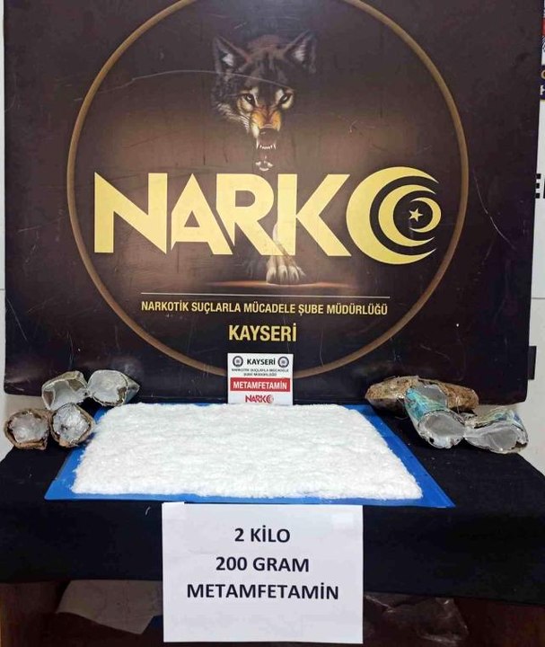 Kayseri'de 2 kilo 200 gram metamfetamin ele geçirildi