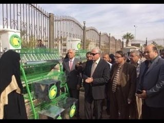 محافظ جنوب سيناء يوزع 14 بطارية ارانب و3 شيكات علي الأسر الأولي بالرعاية