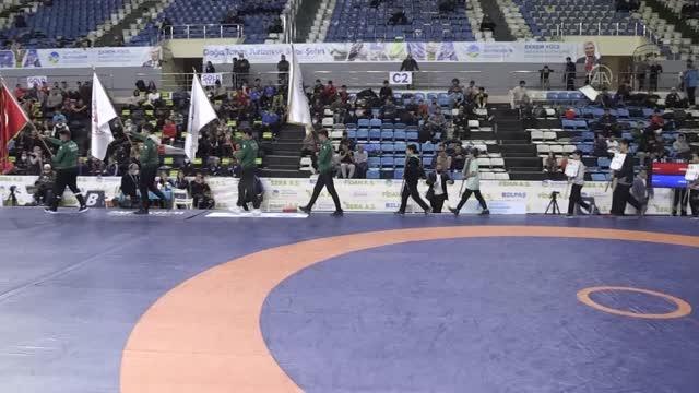 Grekoromen Güreş Türkiye Şampiyonası devam ediyor