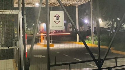 Dos guardias de seguridad privada de una tabacalera fueron despojados de sus armas