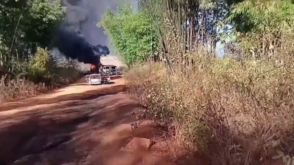 Descargar video: Trinta pessoas alegadamente assassinadas em Myanmar