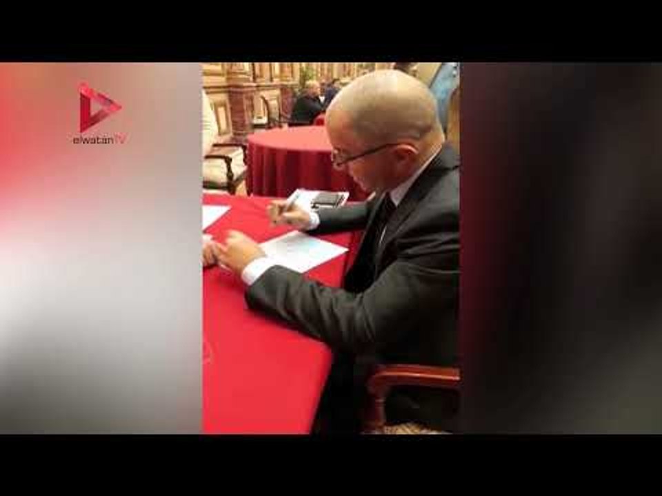 رئيس ائتلاف دعم مصريوقع توكيل ترشيح السيسي للرئاسة