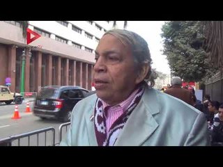 مواطن أمام الوطنية للانتخابات يدعم السيسي ويوجه له نصيحة