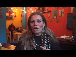 ورد وصور وأغاني.. أسماك الشامي مطعم على شكل جاليري