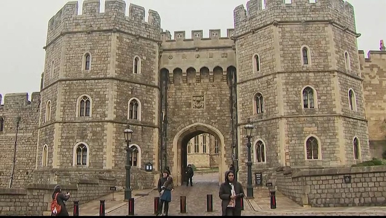Während Queen Weihnachten feiert: Bewaffneter Mann (19) auf Schloss Windsor