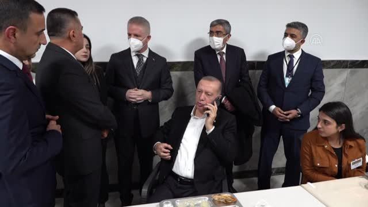 Son dakika haber: GAZİANTEP - Cumhurbaşkanı Erdoğan, pitbull cinsi köpeğin saldırısı sonucu ağır yaralanan Asiye Ateş'in babası ile görüştü