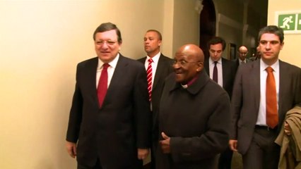 Addio a Desmond Tutu