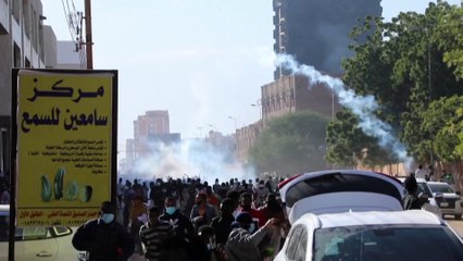 Soudan : sans internet ni téléphone, des milliers de manifestants défient le pouvoir militaire
