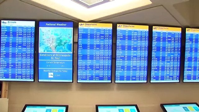 Омикрон отменил тысячи авиарейсов по всему миру