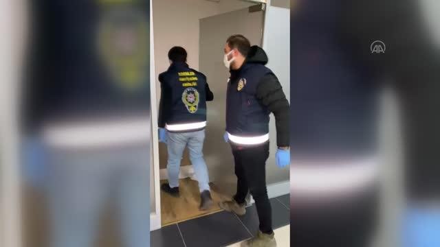 Son dakika haber! Esenler'de bir depoya düzenlenen operasyonda 87 bin kaçak ilaç ele geçirildi