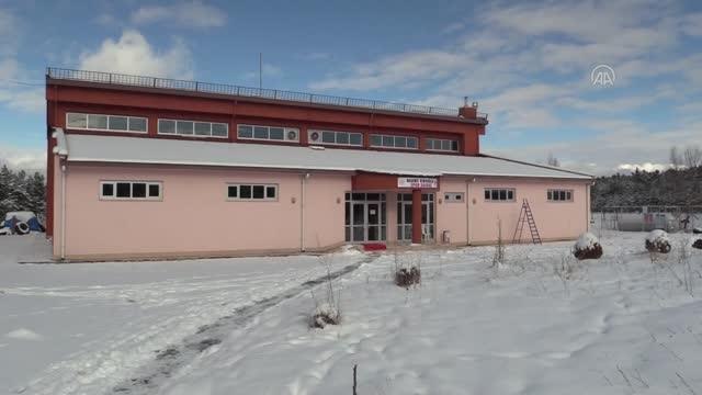 KASTAMONU - Milli boksör Buse Naz Çakıroğlu Kastamonu'daki kampına ara verdi