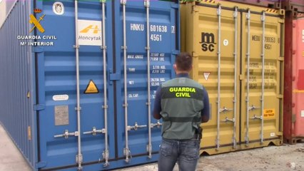 Cae en España una red que envió 16.000 toneladas de plástico ilegal a Asia