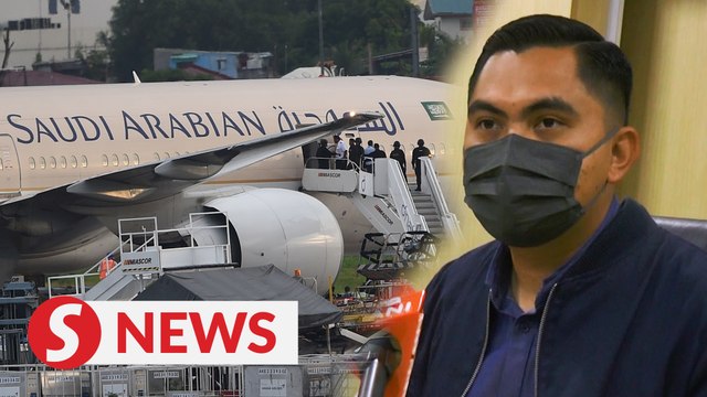 Health authorities looking for passengers on same flight as Omicron positive patient