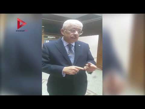 وزير التربية والتعليم يدلي بصوته في لجنه بالدقي