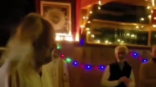 Hasan Mezarcı Noel'de doğum gününü kutladı