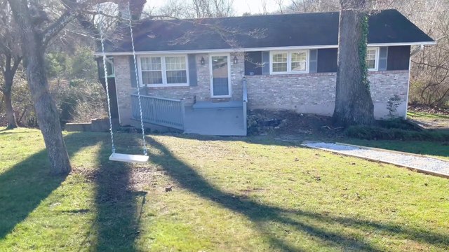 SOLD // 113 Longwood Rd, Bristol, TN 37620