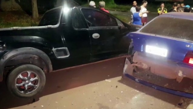 Três veículos se envolvem em colisão no Bairro Santo Onofre