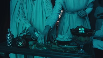 Halsey - I am not a woman, I'm a god