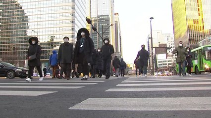 [날씨] 낮부터 강추위 누그러져...경기·충남 눈 조금 / YTN