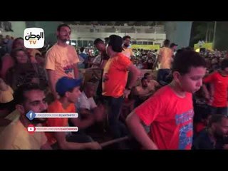 مشجعون يغادرون المقاهي بعد هدف روسيا الثالث