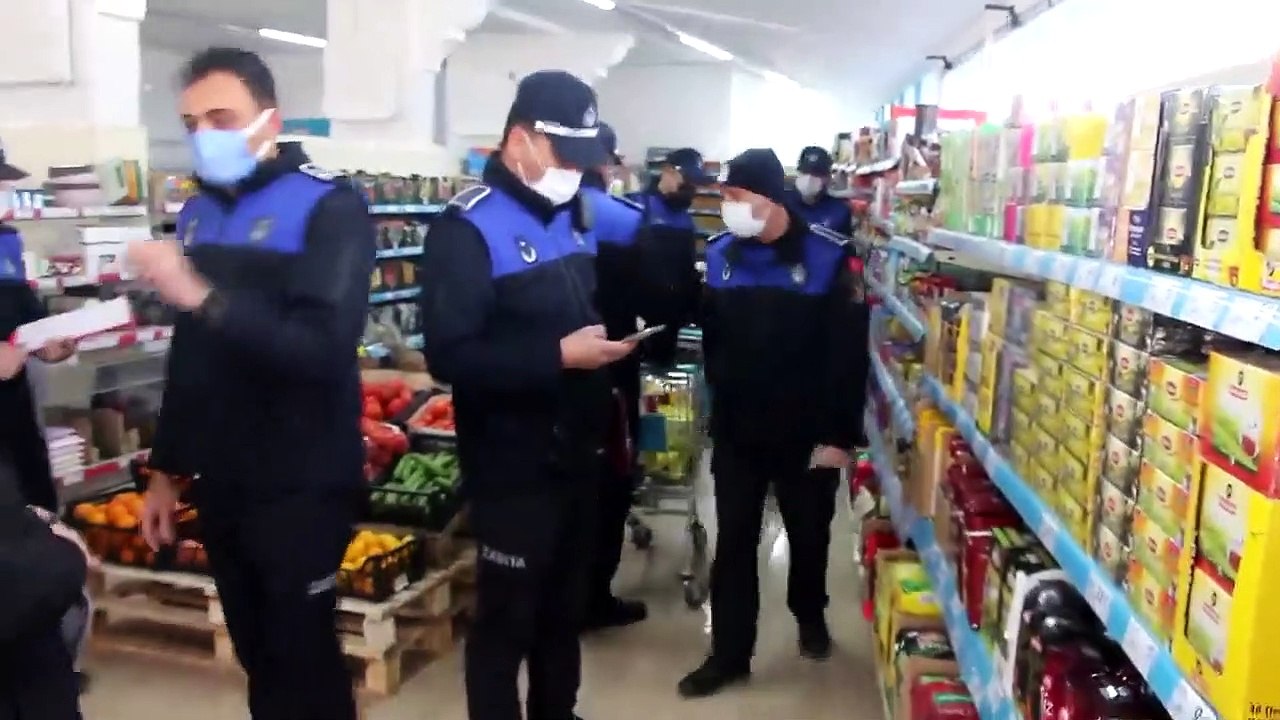 Türkiye market market gezen bu zabıtayı konuşuyor: Ya bu fiyatları indireceksiniz ya da...