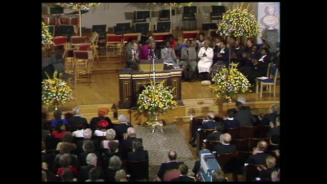 Sudáfrica llora y recuerda al arzobispo Desmond Tutu mientras ultima su funeral