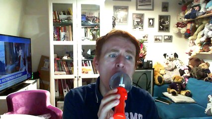 Wiwi égratigne "canzone della libertà"