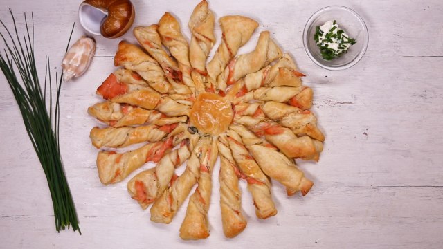 CUISINE ACTUELLE - Tarte Soleil au saumon