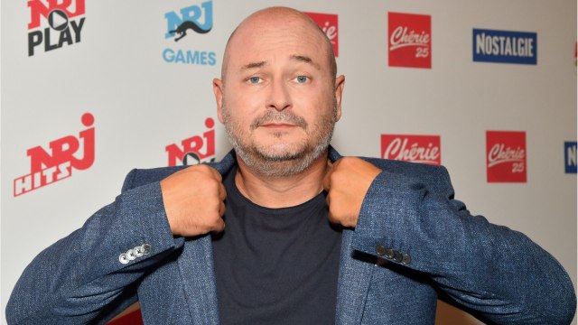 FEMME ACTUELLE - Émotion chez Cauet : une petite fille demande au Père Noël de guérir ses grands-parents