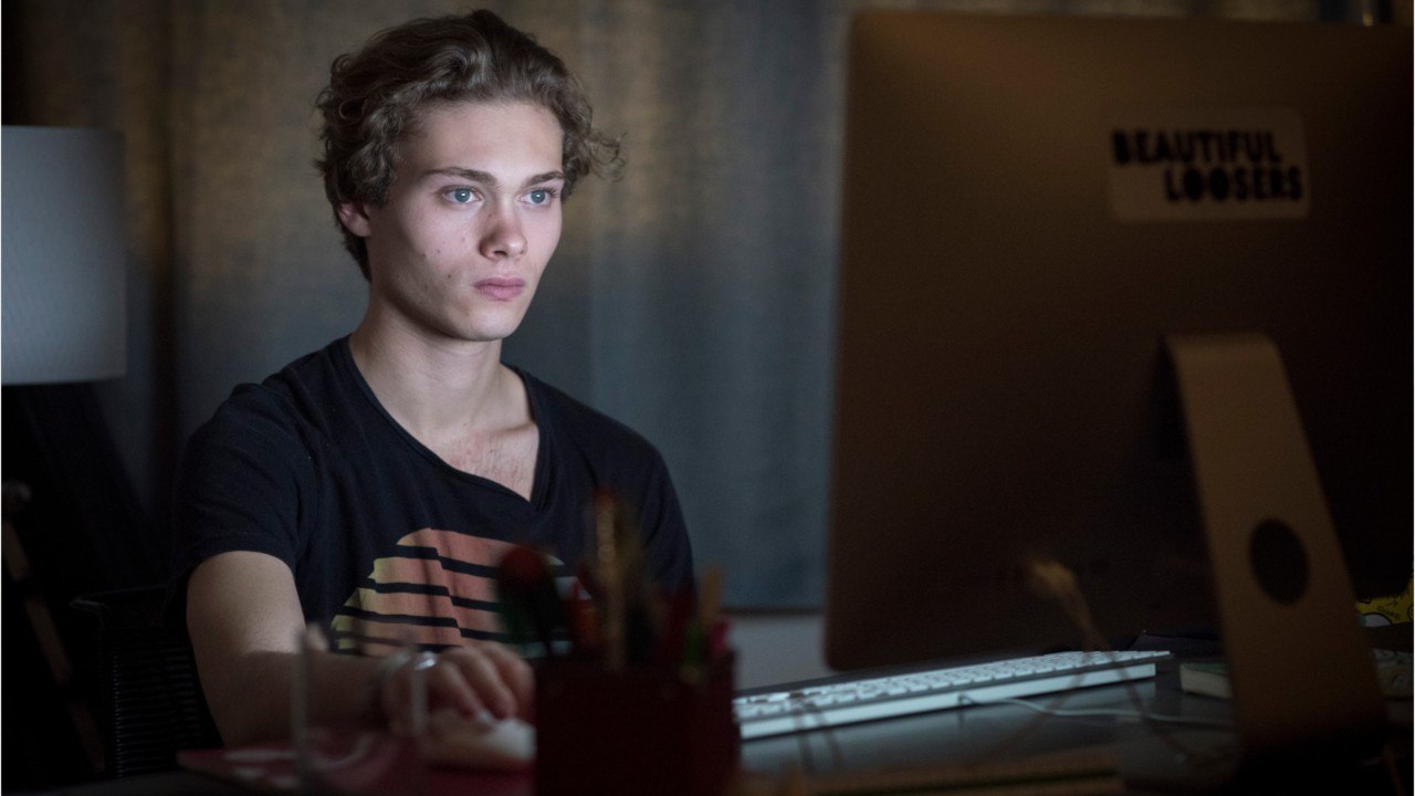 FEMME ACTUELLE - Jules Houplain (Connexion intime) : 3 choses à savoir sur le jeune acteur