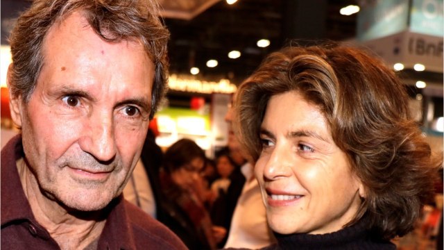 FEMME ACTUELLE - Jean-Jacques Bourdin et Anne Nivat amoureux et rayonnants : la jolie photo de leur séjour en Corse