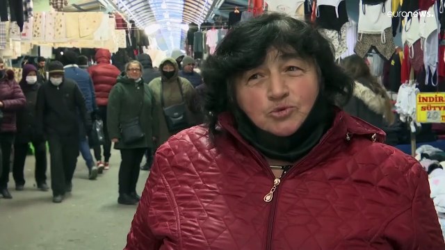 Greci e bulgari alla conquista della Turchia. Obiettivo: spese folli in queste feste