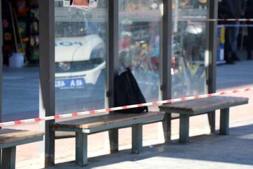 Otobüs durağında unutulan çanta kontrollü patlatıldı