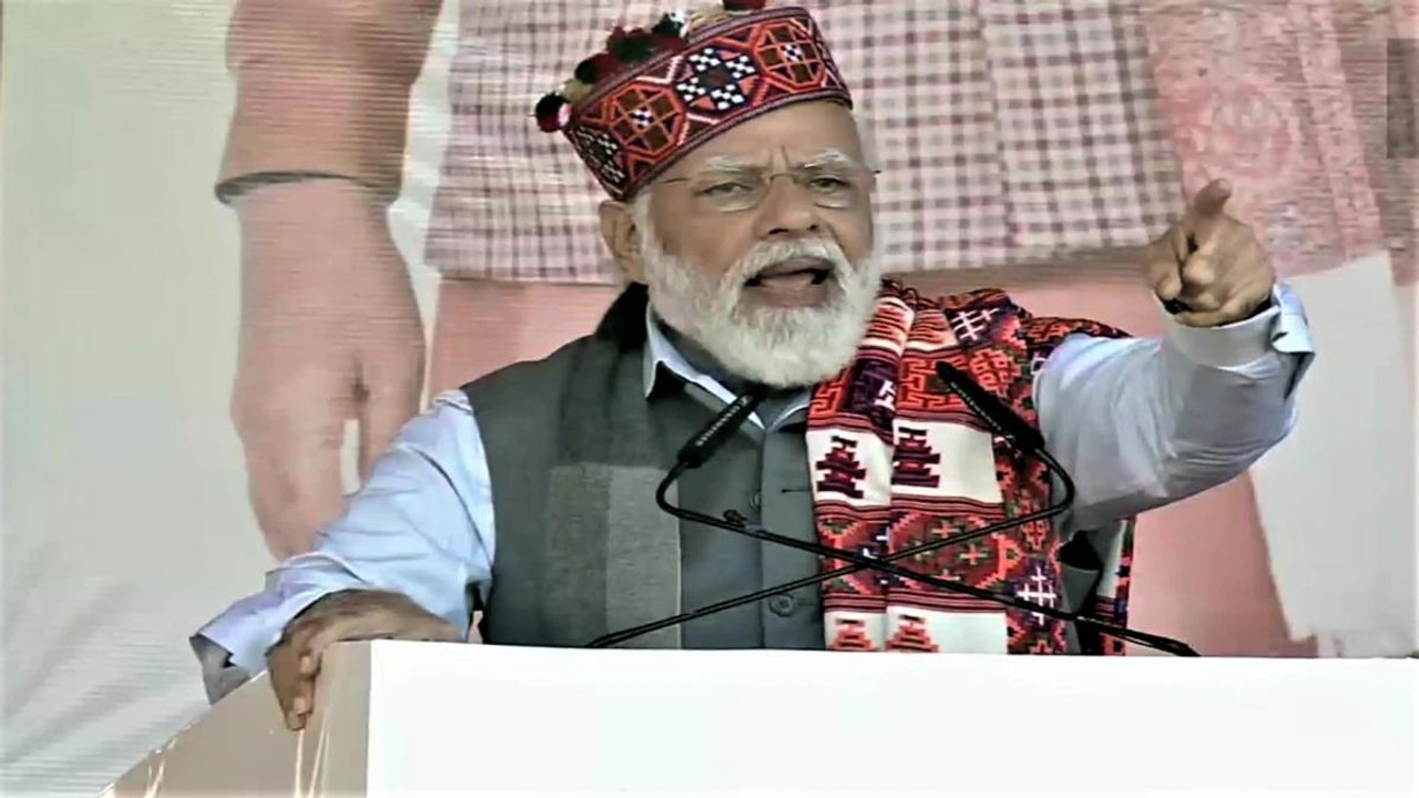PM Modi appeals tourists to keep Himachal Pradesh clean