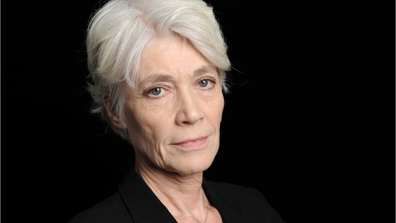 FEMME ACTUELLE - Françoise Hardy : Jacques Dutronc explique pourquoi elle n'est pas vaccinée contre le Covid-19