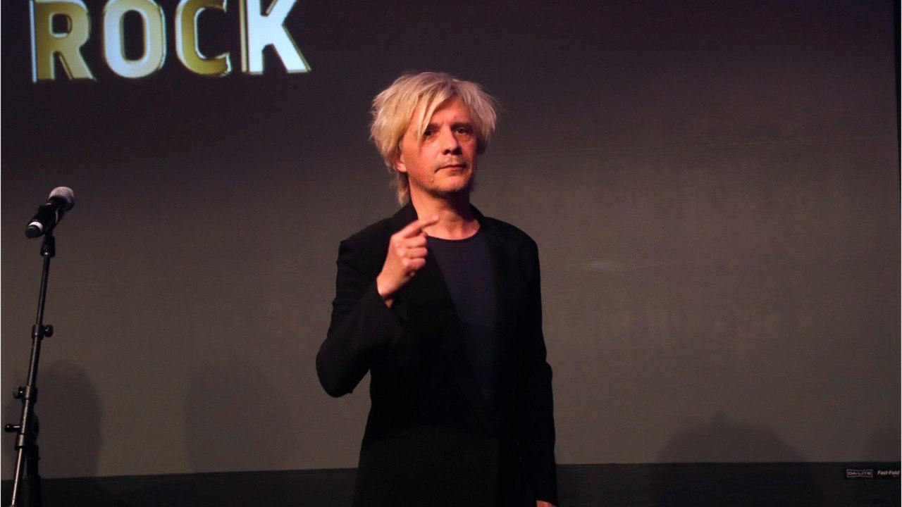 FEMME ACTUELLE - Nicola Sirkis : la mort de son frère jumeau lui a fait perdre la foi