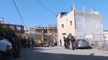 İsrail güçleri Filistinlilere ait bir binayı yıktı