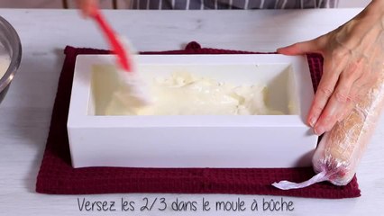 La bûche dans la bûche, framboise et pistache