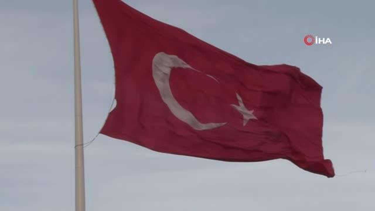 Milli Şair Mehmet Akif Ersoy vefatının 85'inci yılında kabri başında anıldı