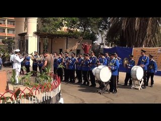 تحية العلم  والسلام الجمهوري في أول يوم دراسي بجامعة عين شمس