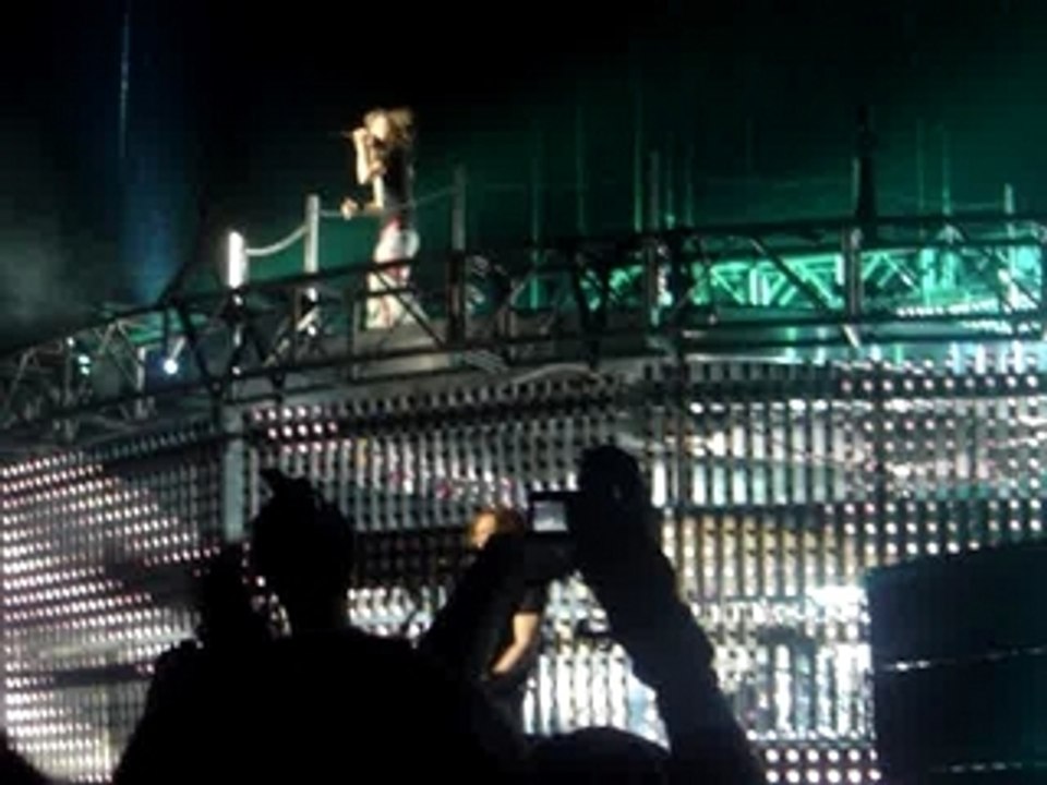 Tokio hotel - Forest National 03/03/08 - Don't Jump